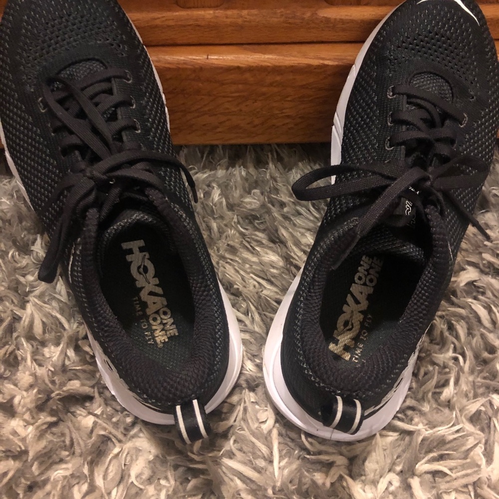Running shoes